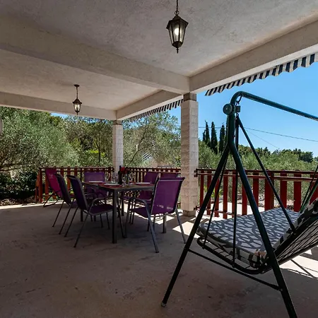 Holiday Home Gradina I *